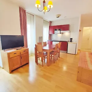 Ostal, T3, Centre Luchon, Wifi, Casier A Skis, Ascenseur, 6 Personnes , Bagnères-de-Luchon France
