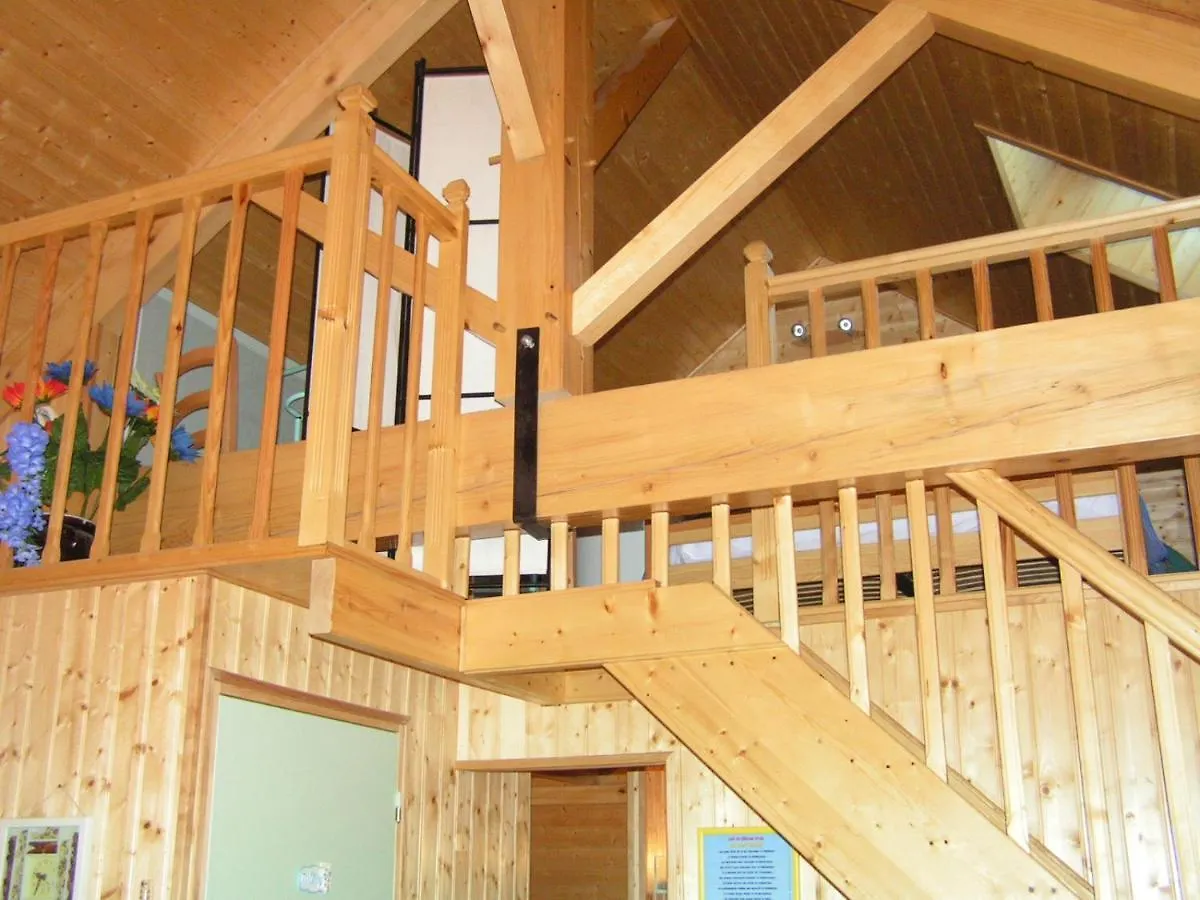 chalet cathy Laveissière 0*,  France